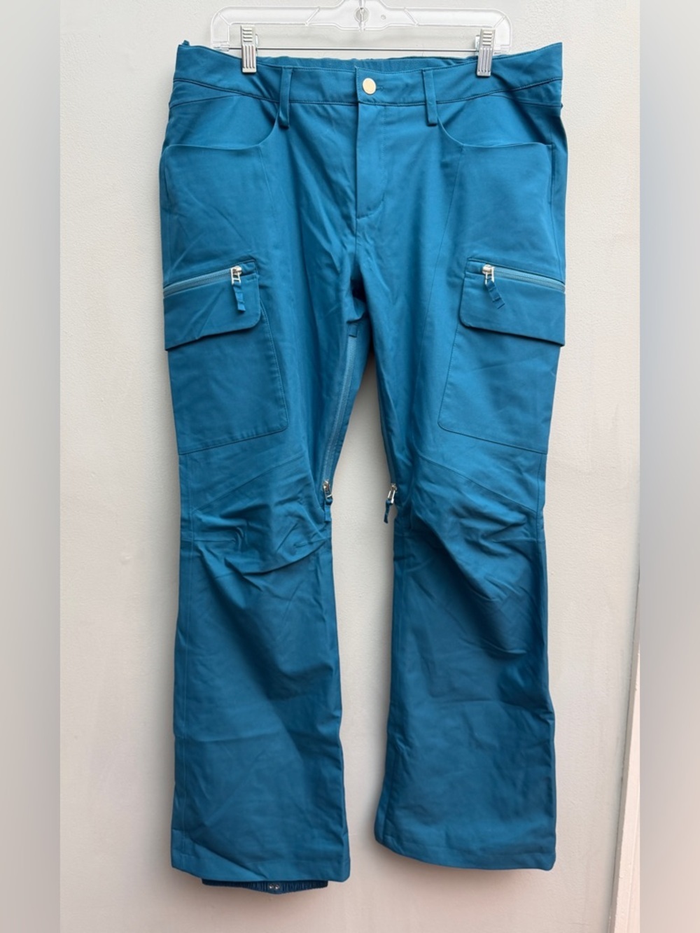 Burton Women’s Snowboarding Pants Designed With DRYRIDE Technology, Size Large